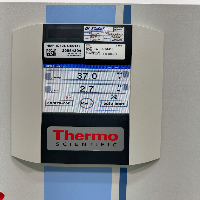Thermo HERAcell 150i Double Stack CO2 Incubator image 2